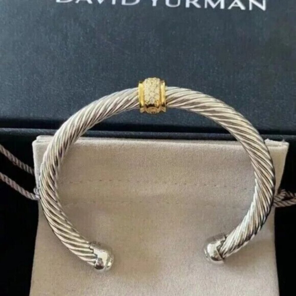 David Yurman Cable Classics 18K Bracelet with Pave Diamond Station 7mm
